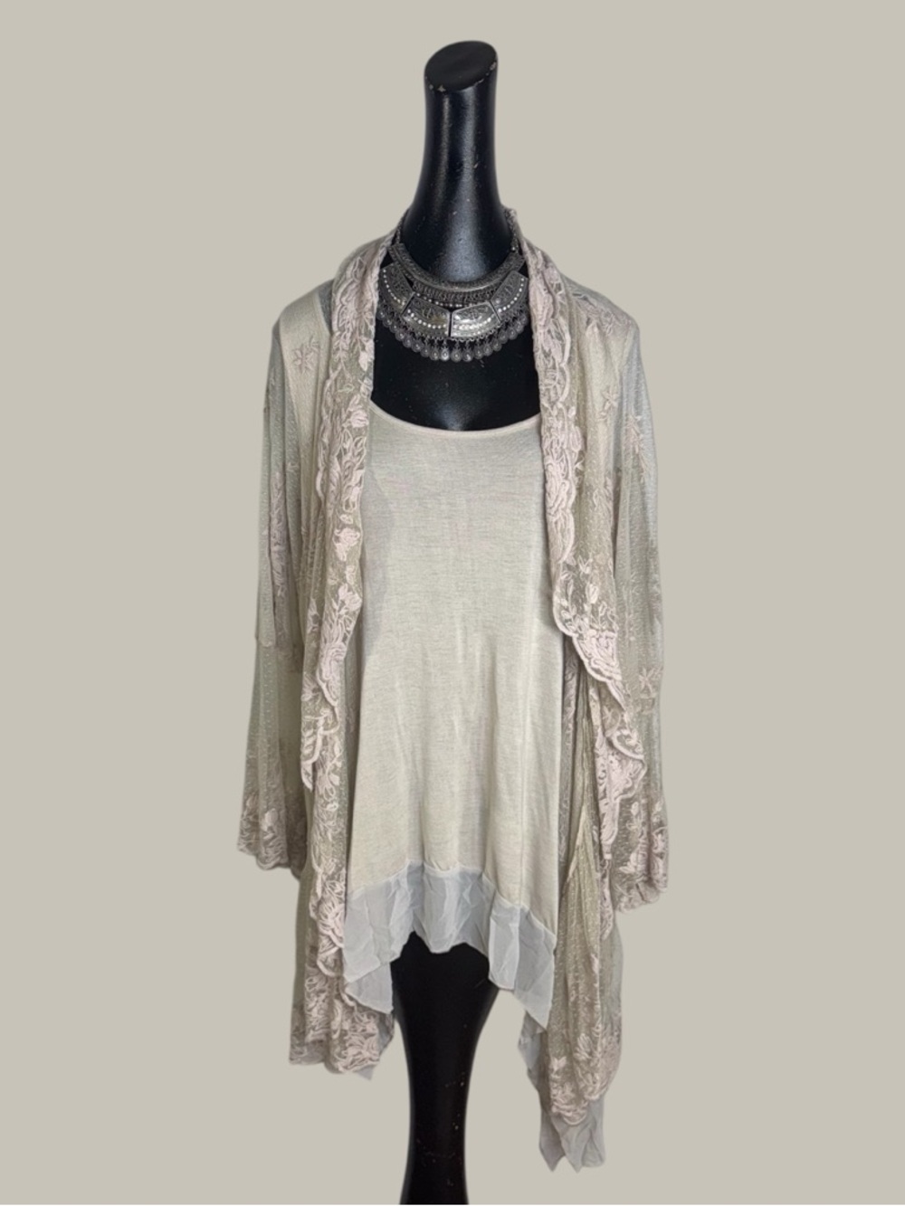 Biya Johnny Was Lace kimono